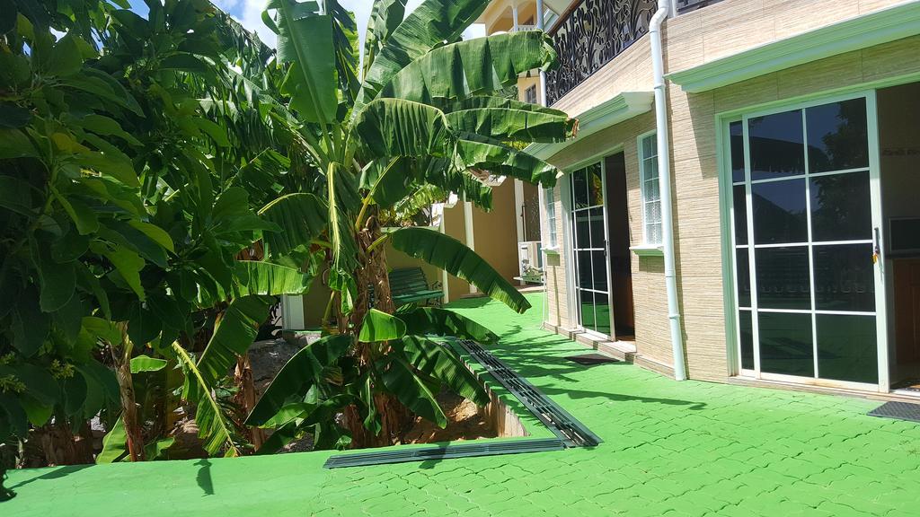 ヴィクトリアHibiscus House Seychelles Self Cateringアパートメント エクステリア 写真
